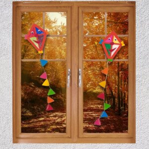Bastelset Fensterbild Drachen von Prell, 4 Stück
