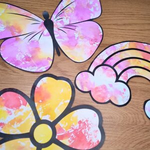 K r e p p p a p i e r ,  1 0  Rollen in 10 Farben sort. 50 x 250 cm
